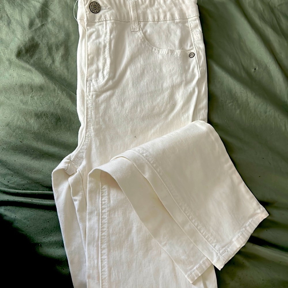 White pants size 16 New without tag